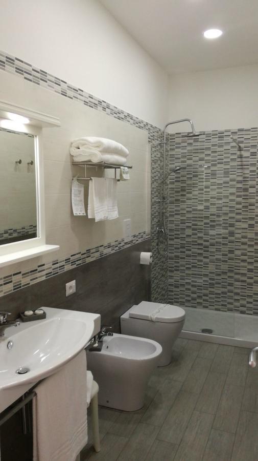 Hotel La Corricella Procida Esterno foto